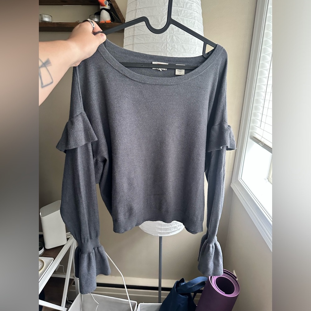 Levi's Sweater with Puffy Cuff Detail Sz L